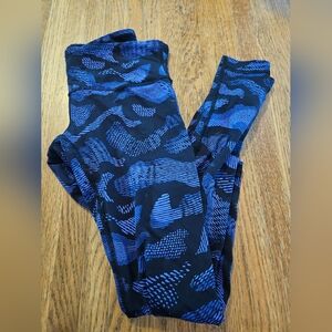 Lululemon Purple and Black Low-Rise Athletic Leggings